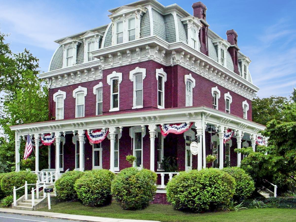 Lovelace Manor Bed And Breakfast Lancaster Exterior photo